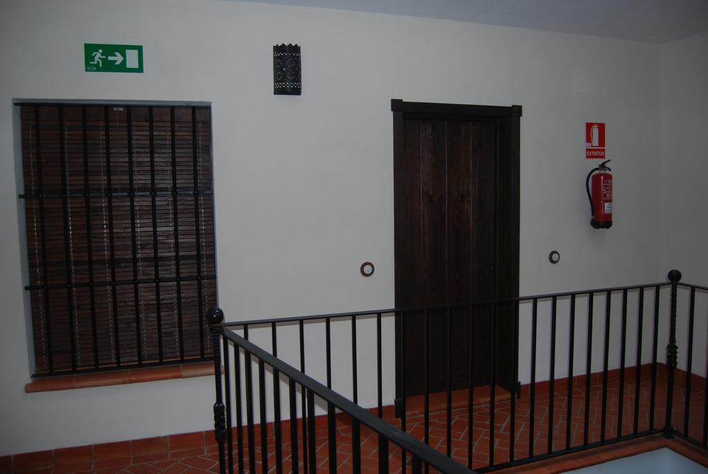 Apartamentos Bodeguetas Constantina Zimmer foto